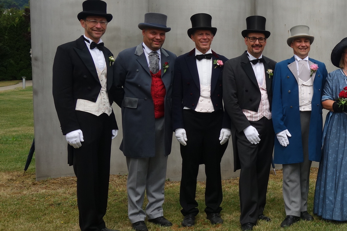 Männer mit Kostüme